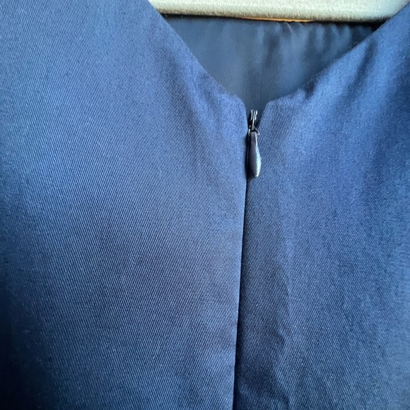 Theory 2BV Sheath Dress - Picture 4 of 8